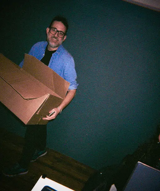 ioadv-studio-medium01-10