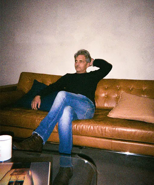 ioadv-studio-medium02-11